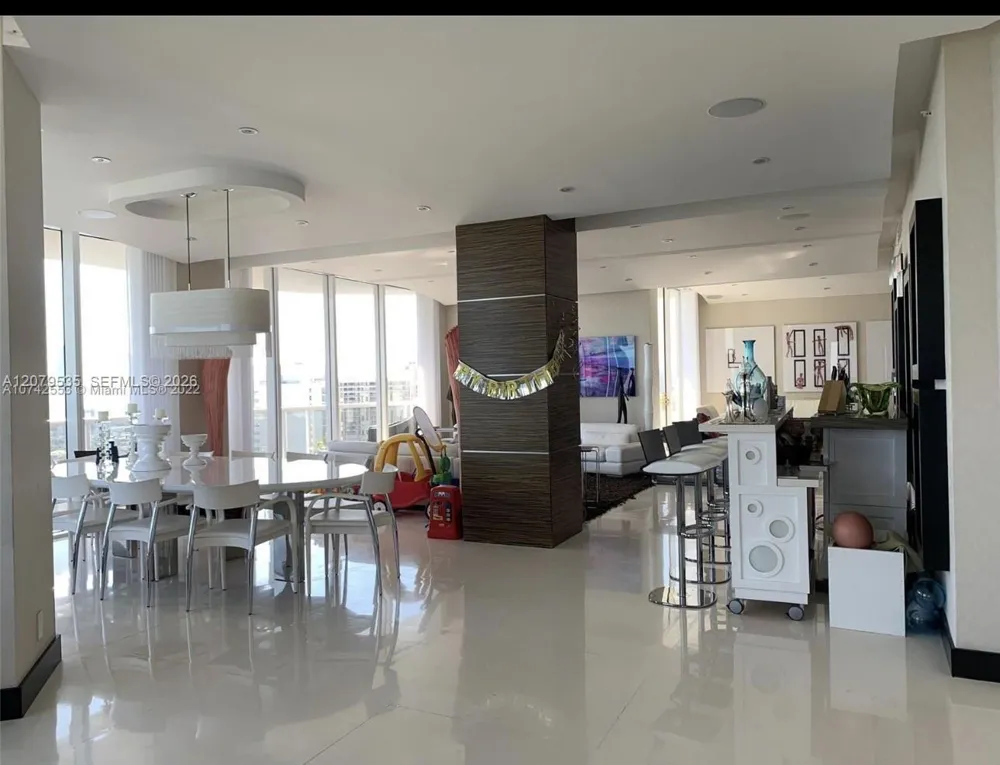 3802 NE 207th St #2802 Aventura, FL 33180