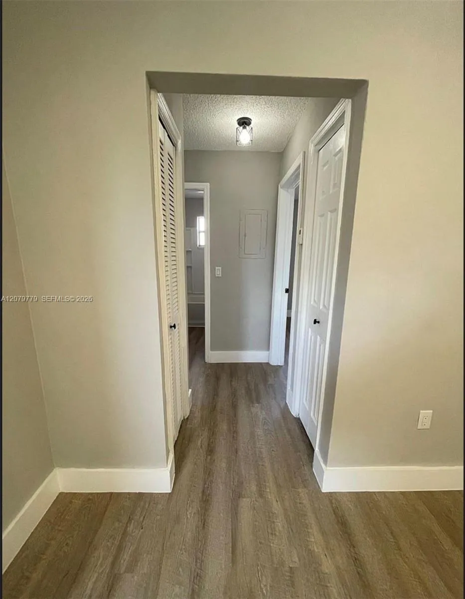 827 SW 11th Ave #5 Miami, FL 33130