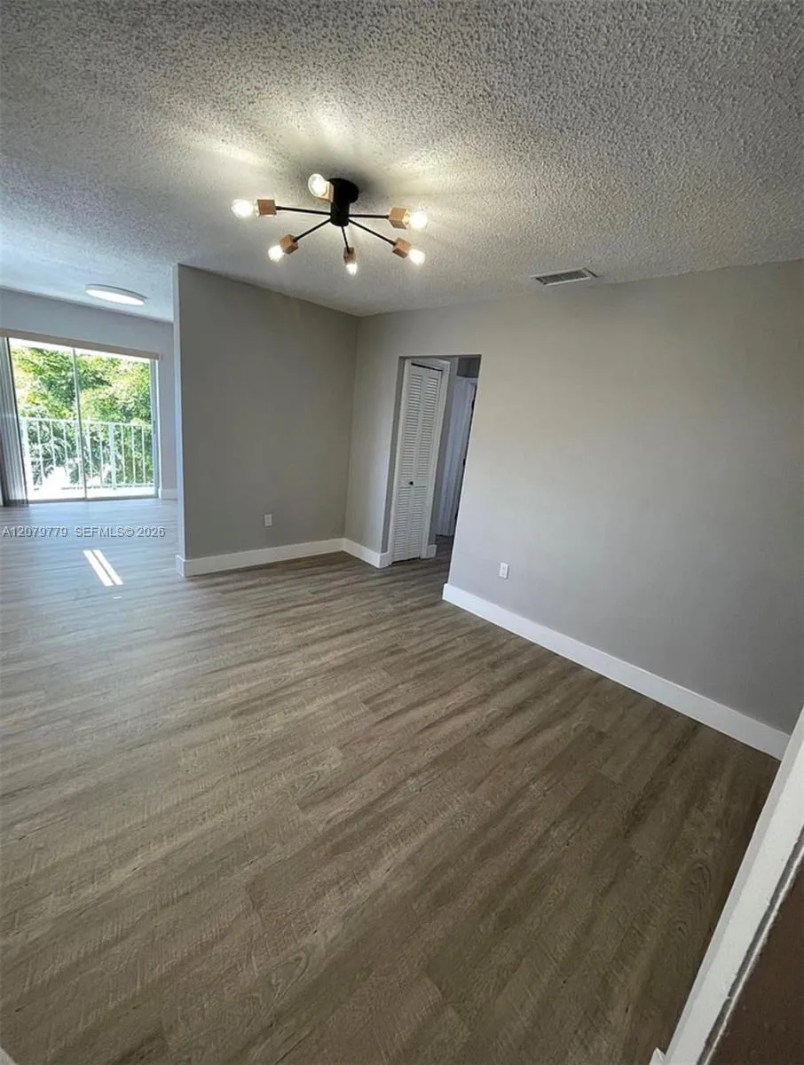 827 SW 11th Ave #5 Miami, FL 33130