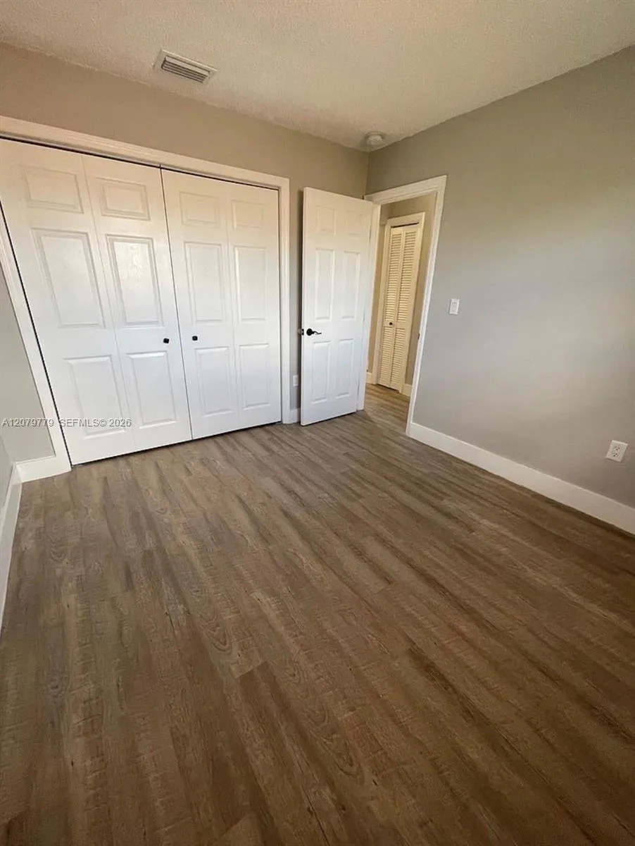 827 SW 11th Ave #5 Miami, FL 33130