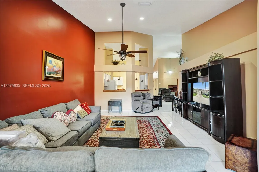 9130 Vineland Ct #D Boca Raton, FL 33496