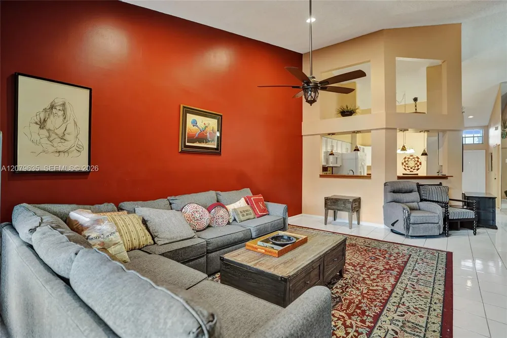 9130 Vineland Ct #D Boca Raton, FL 33496