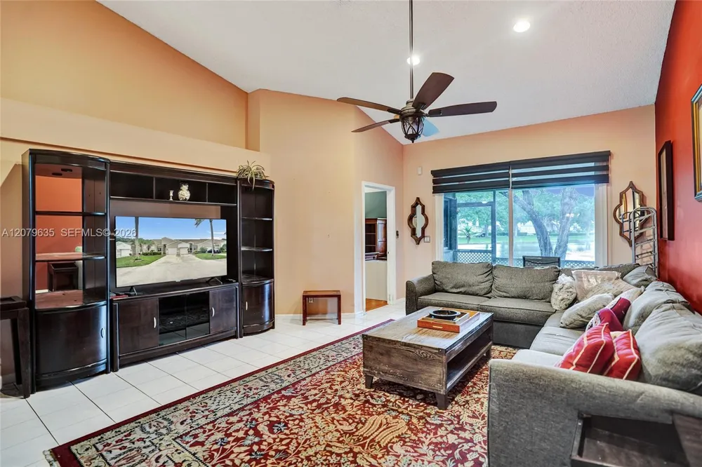 9130 Vineland Ct #D Boca Raton, FL 33496
