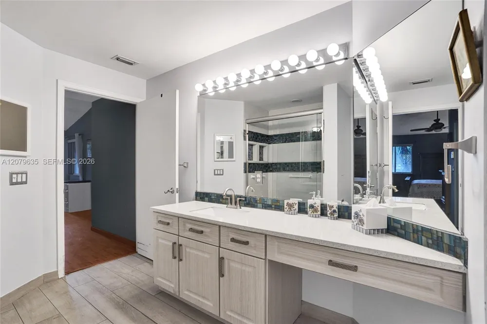 9130 Vineland Ct #D Boca Raton, FL 33496