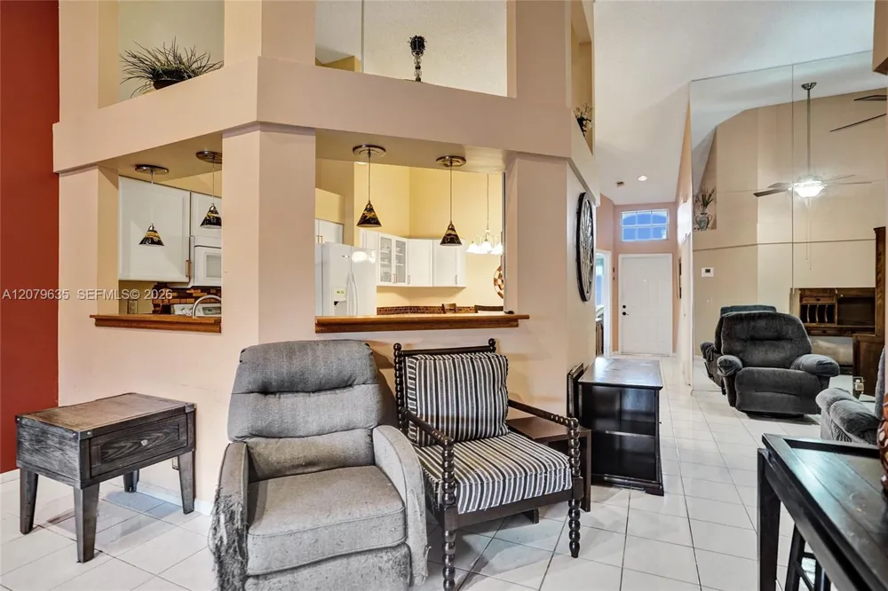 9130 Vineland Ct #D Boca Raton, FL 33496