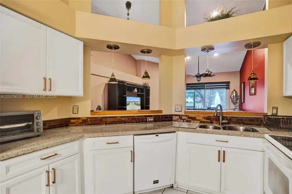 9130 Vineland Ct #D Boca Raton, FL 33496