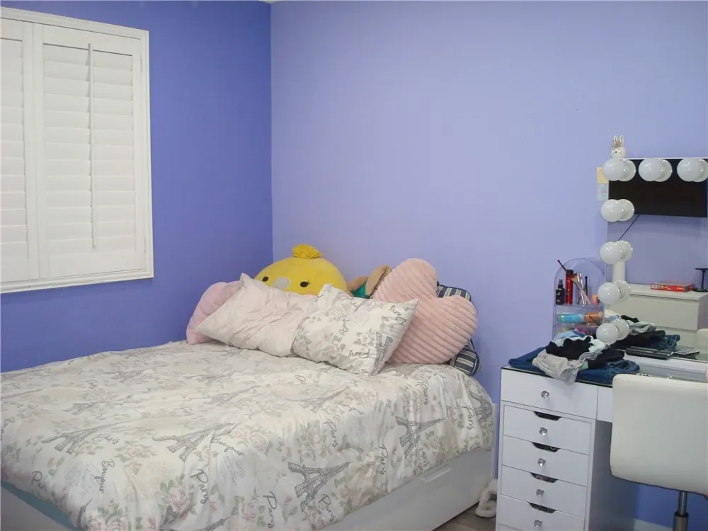 6043 Camargo Place Fontana, CA 92336
