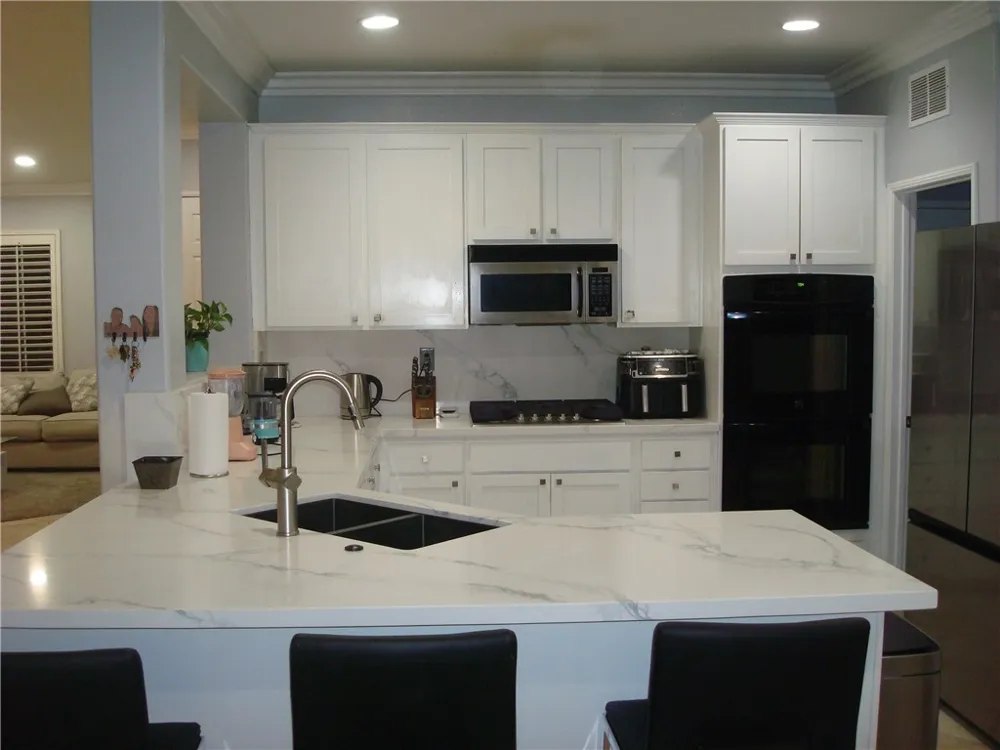 6043 Camargo Place Fontana, CA 92336