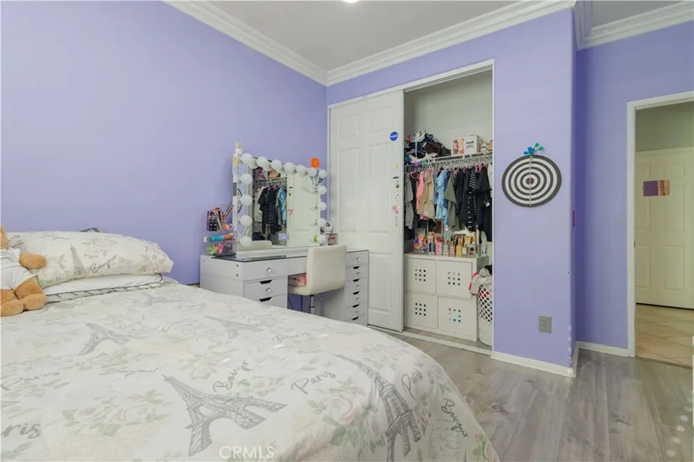 6043 Camargo Place Fontana, CA 92336