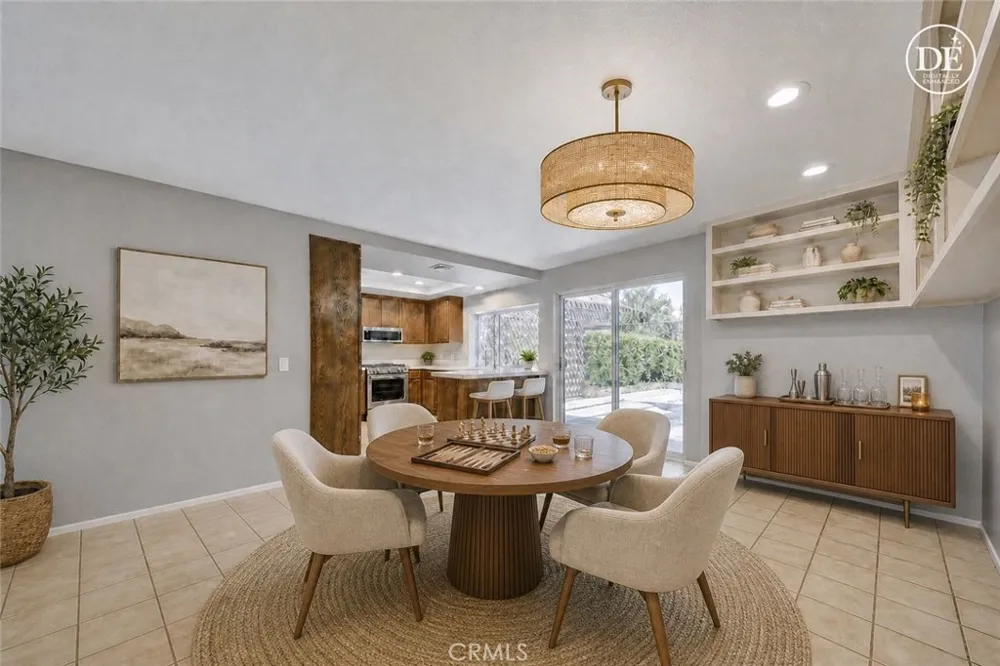 6714 Rhea Los Angeles, CA 91335