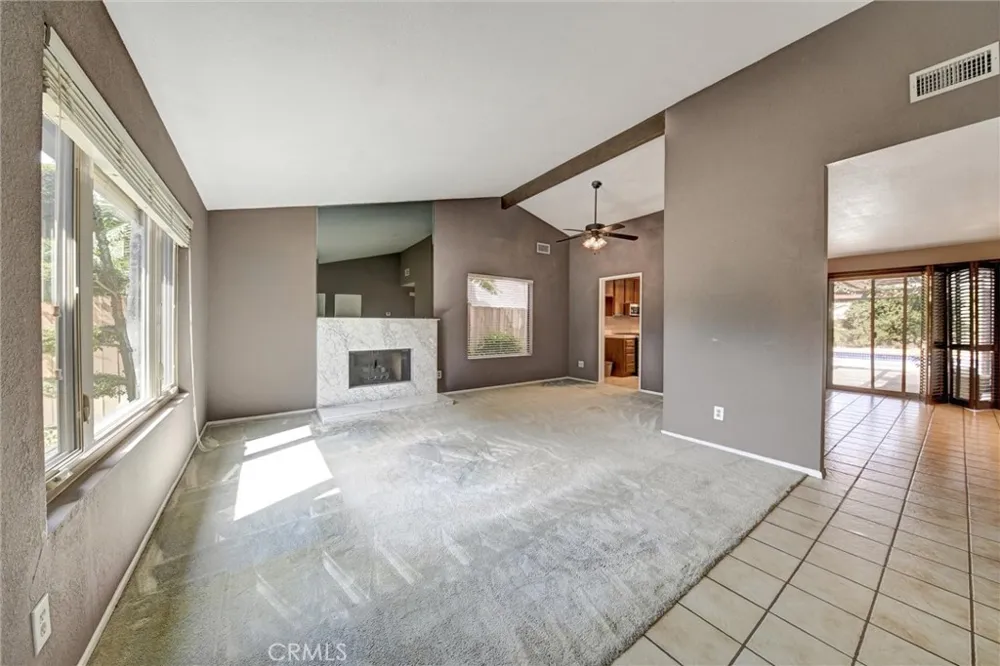 6714 Rhea Los Angeles, CA 91335
