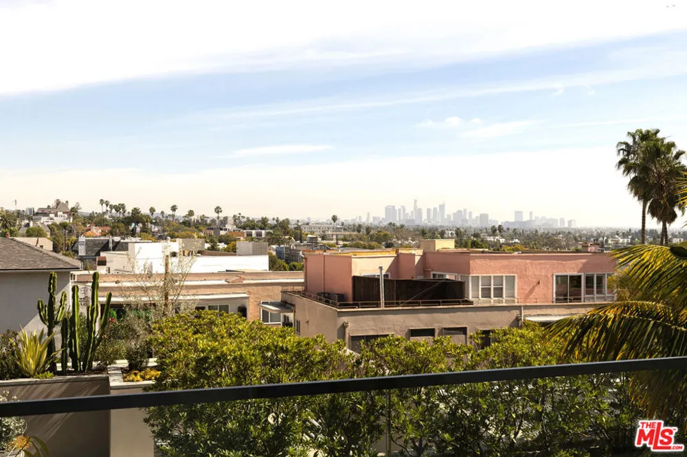8420 W Sunset Boulevard #504 West Hollywood, CA 90069