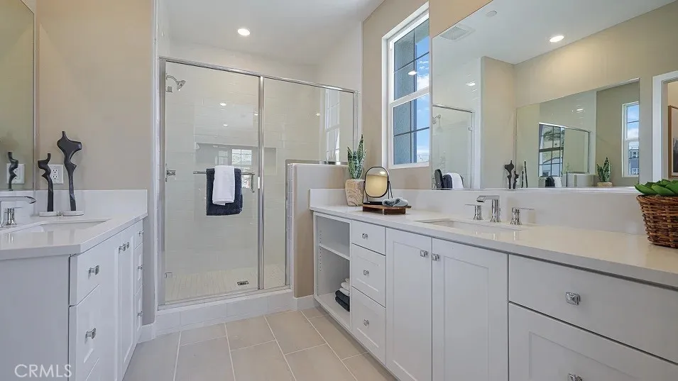2169 Aneto Way Santa Paula, CA 93060