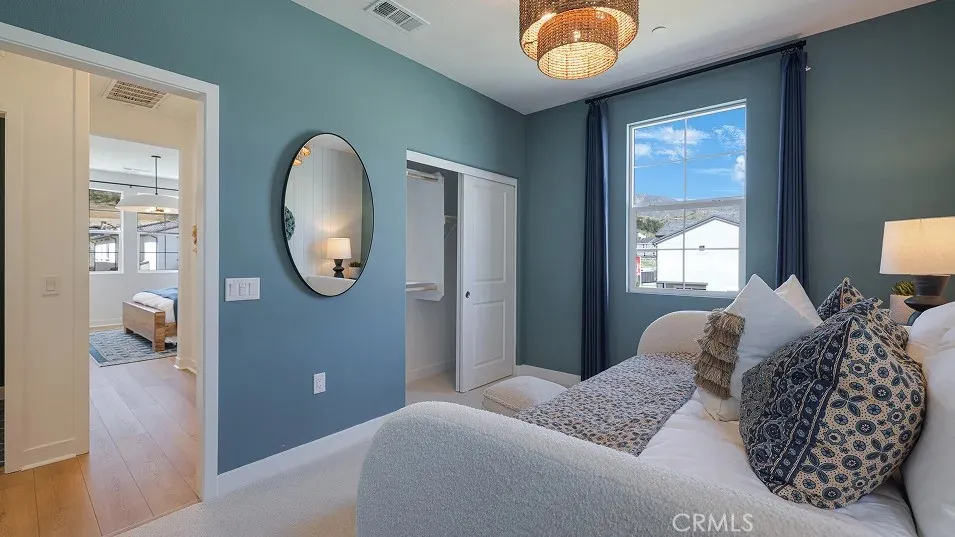 2169 Aneto Way Santa Paula, CA 93060