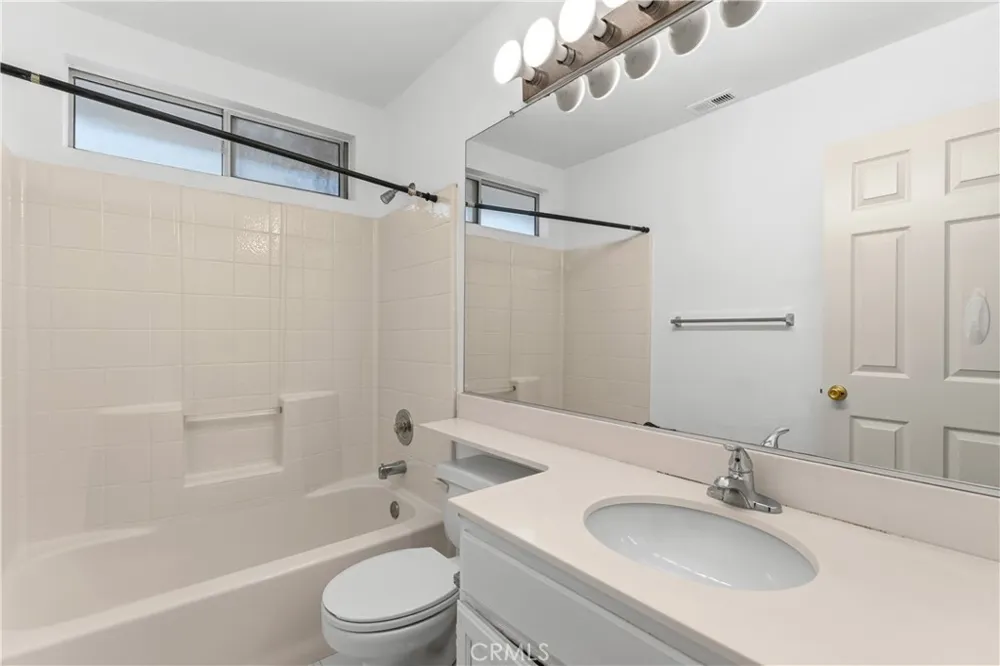 1602 Wesley Way Vista, CA 92081