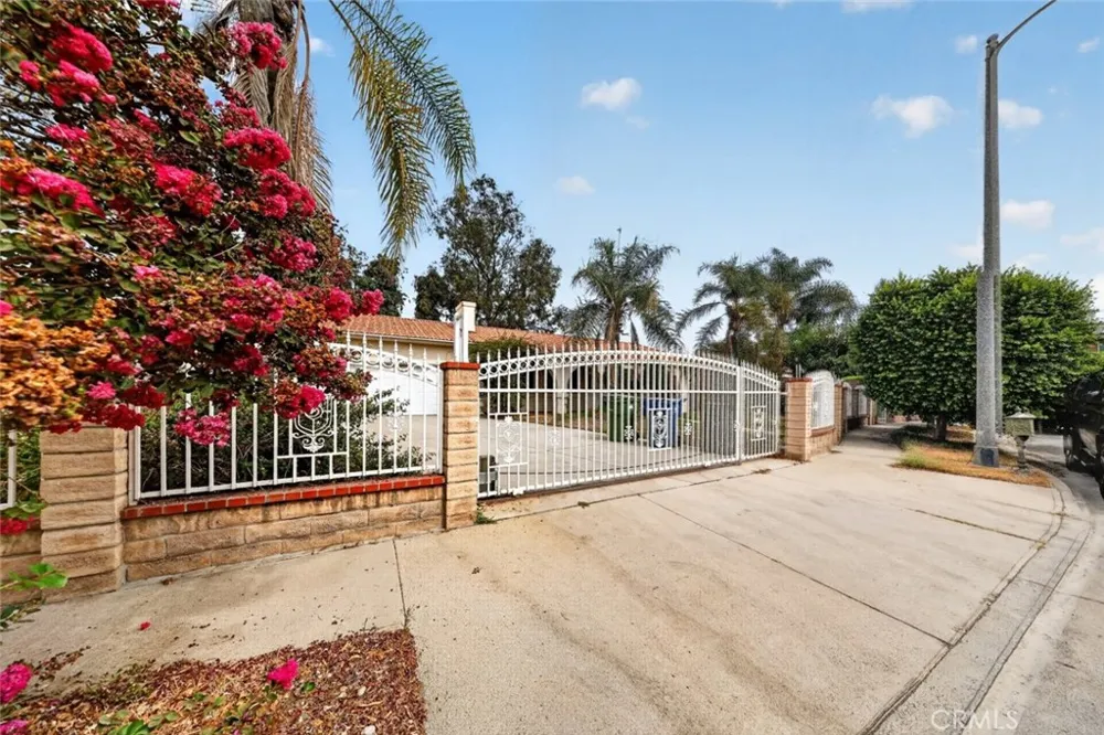 12817 Mineola Street Arleta, CA 91331