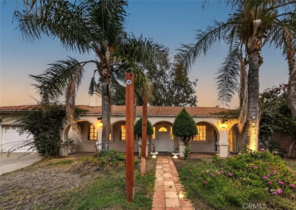 12817 Mineola Street Arleta, CA 91331