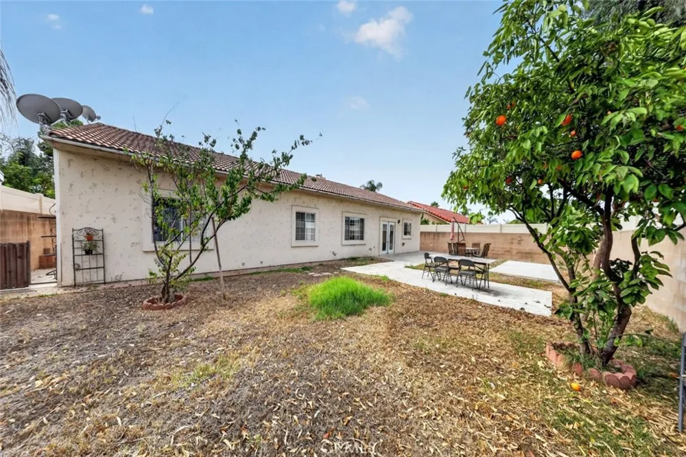 12817 Mineola Street Arleta, CA 91331