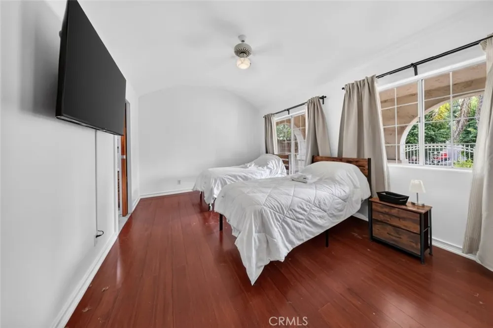 12817 Mineola Street Arleta, CA 91331