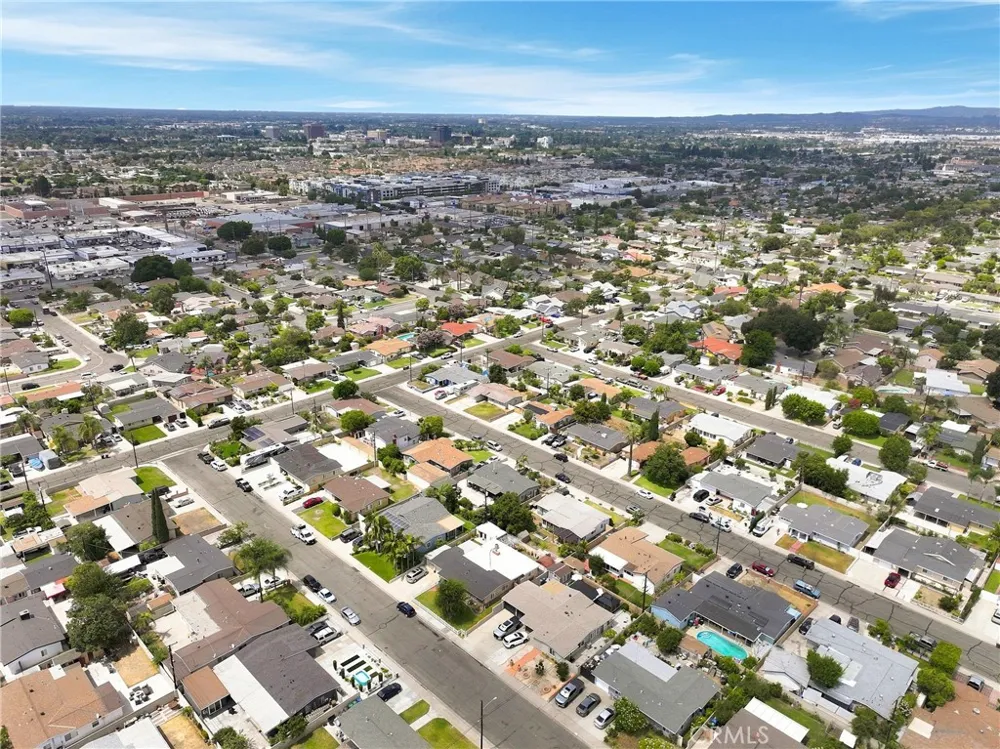 1284 E Florida Anaheim, CA 92805
