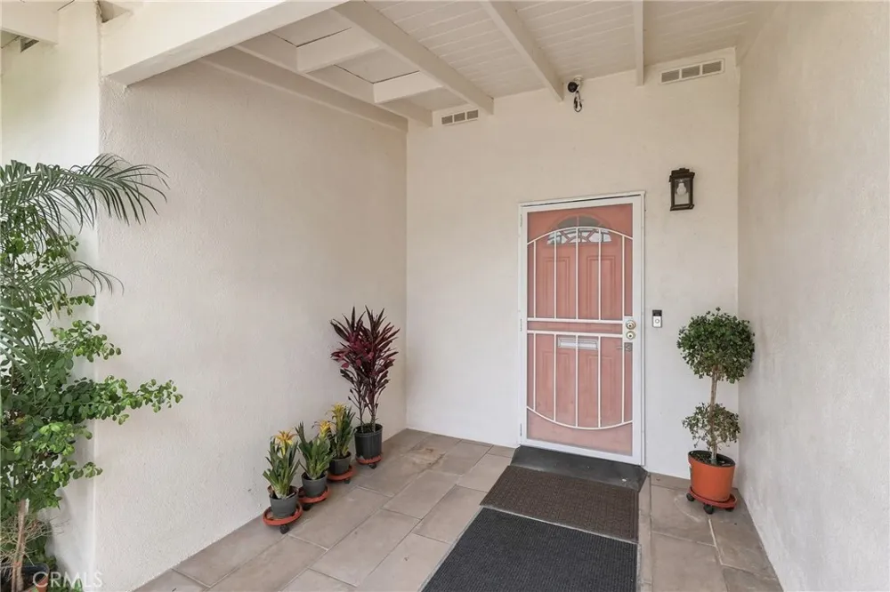 1284 E Florida Anaheim, CA 92805