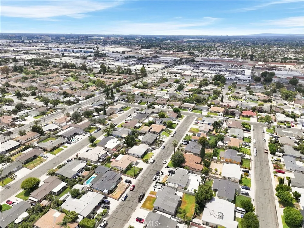 1284 E Florida Anaheim, CA 92805