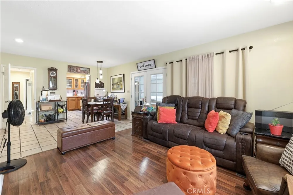 1284 E Florida Anaheim, CA 92805