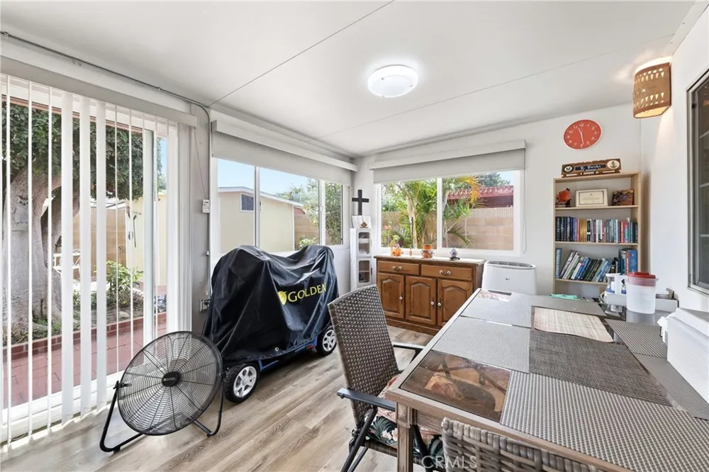 1284 E Florida Anaheim, CA 92805