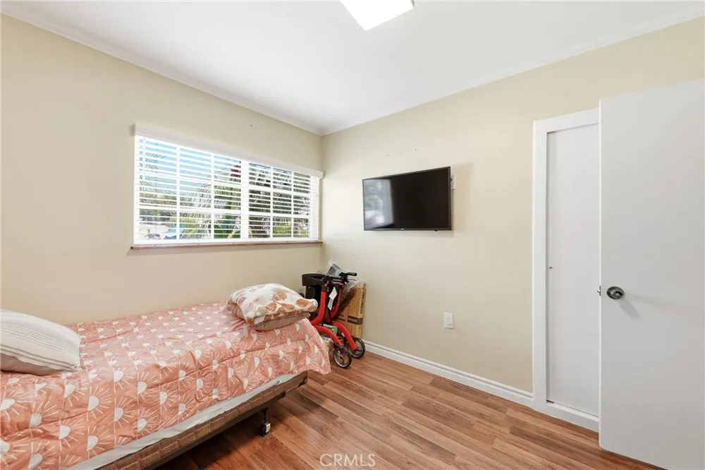 1284 E Florida Anaheim, CA 92805