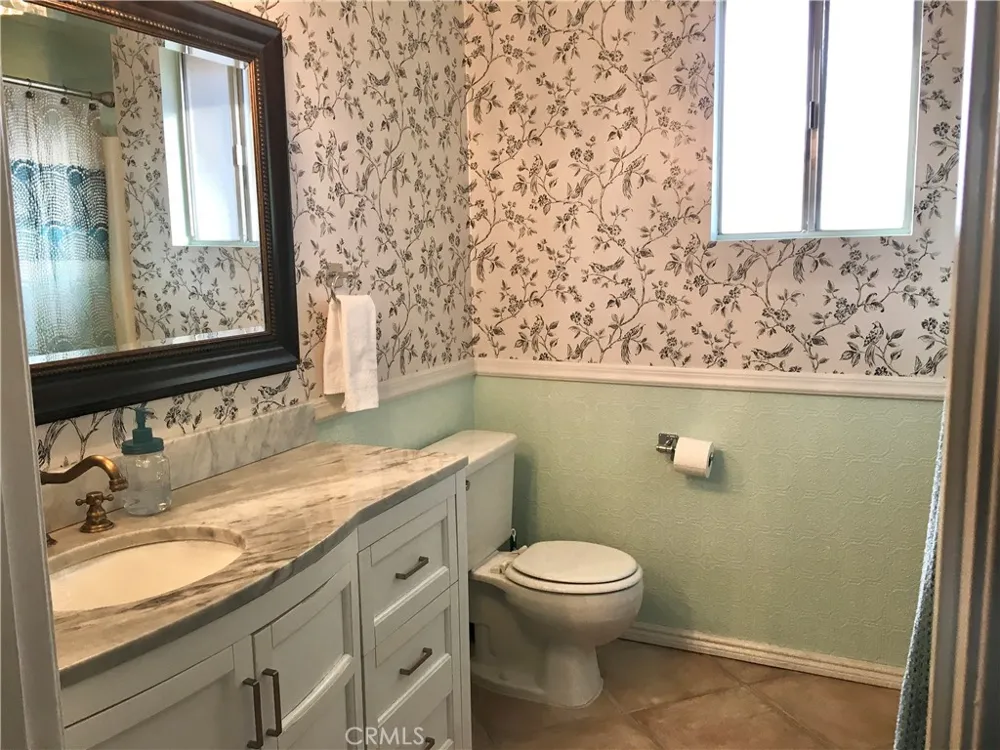 307 Tava Palm Desert, CA 92211