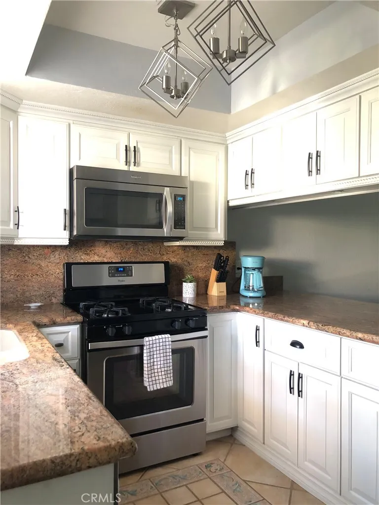 307 Tava Palm Desert, CA 92211