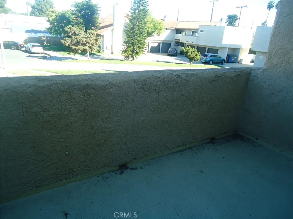17762 Paseo #D Huntington Beach, CA 92647