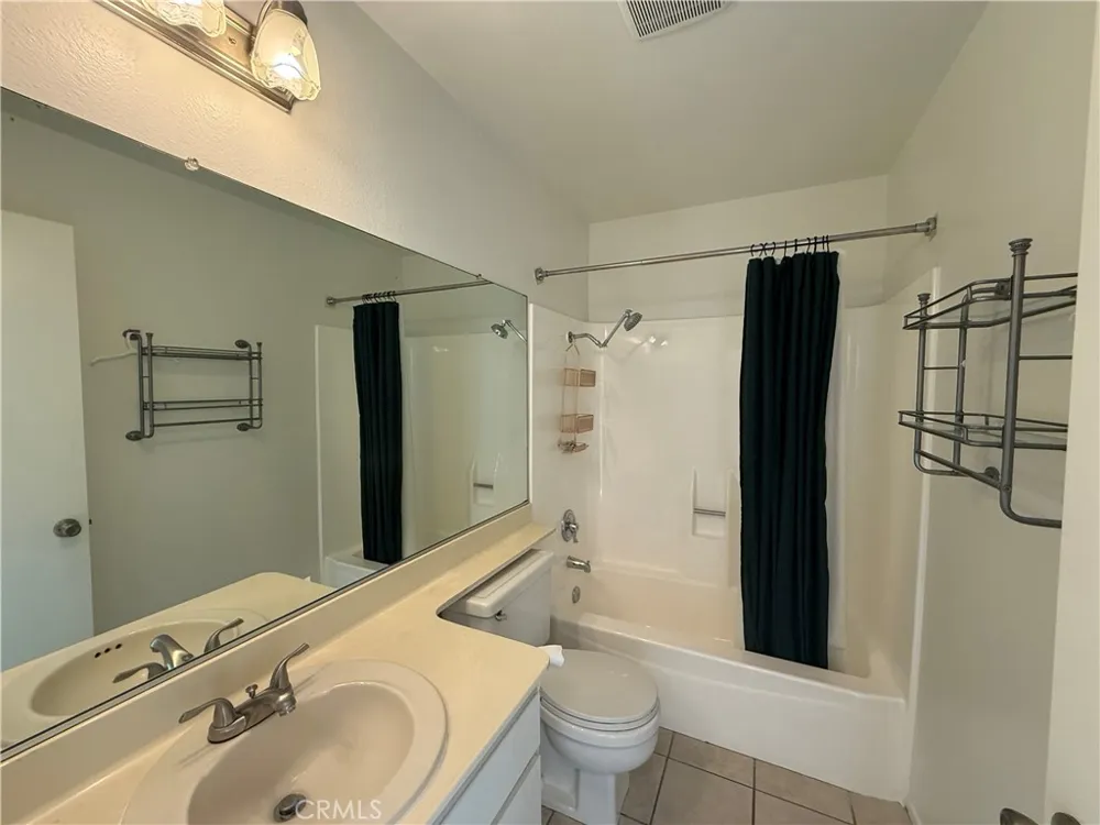 520 S Ranch View Circle #25 Anaheim, CA 92807