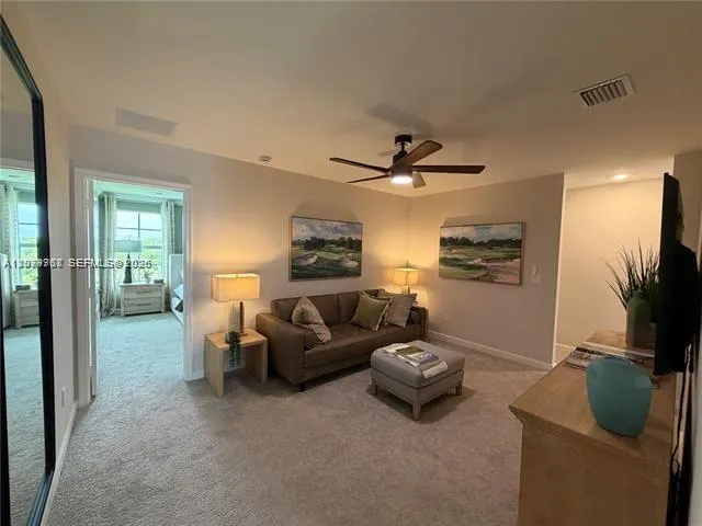 19853 Whispering Creek Rd #18853 Loxahatchee, FL 33470