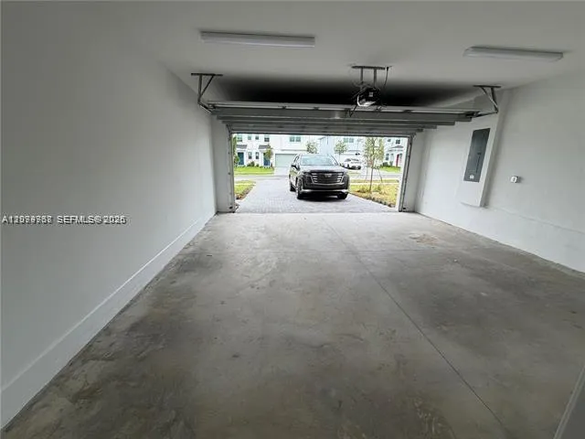 19853 Whispering Creek Rd #18853 Loxahatchee, FL 33470