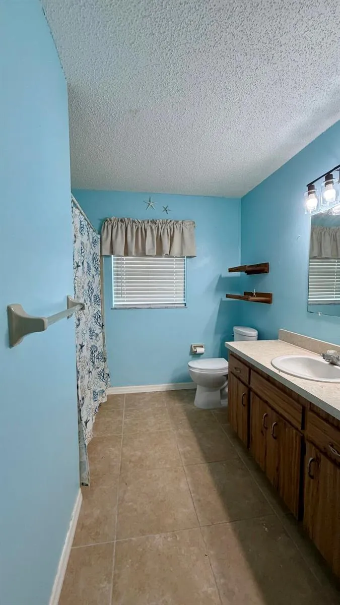 7402 LAKELAND BOULEVARD Fort Pierce, FL 34951