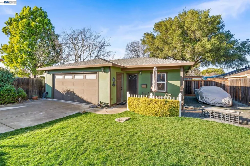 2342 Palm Ave Livermore, CA 94550