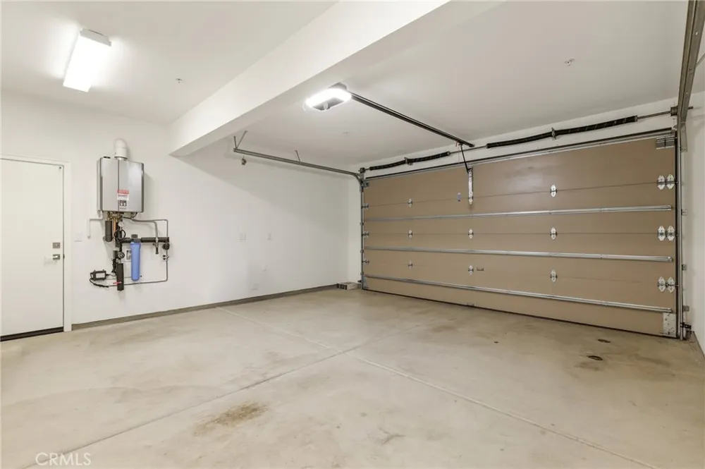 148 Villa Rdg Irvine, CA 92602
