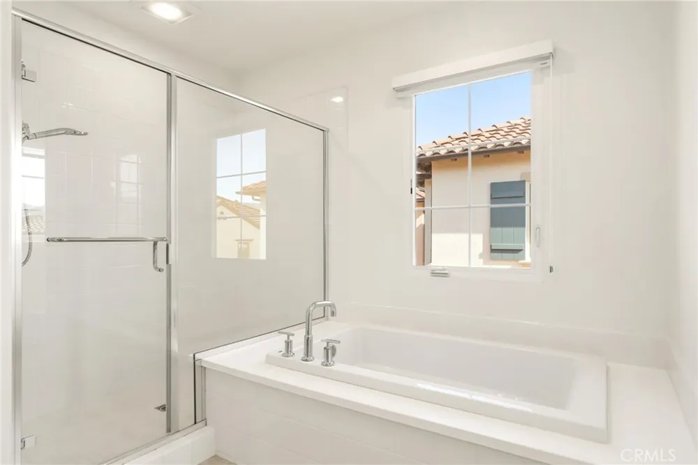 148 Villa Rdg Irvine, CA 92602