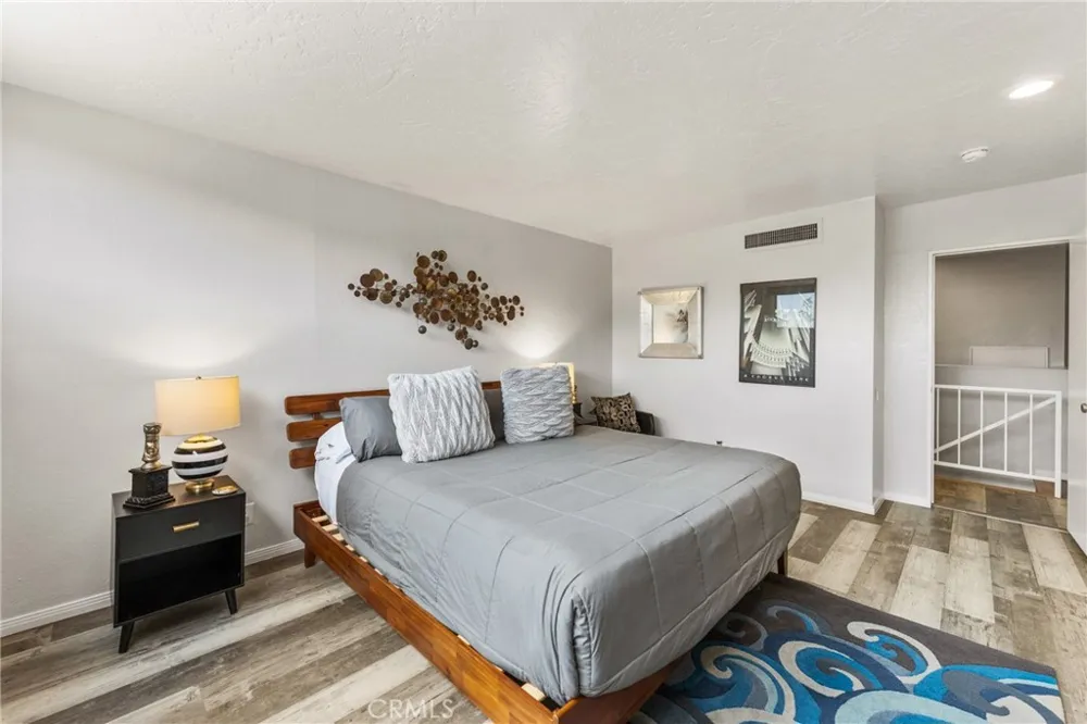 1655 E Palm Canyon #708 Palm Springs, CA 92264