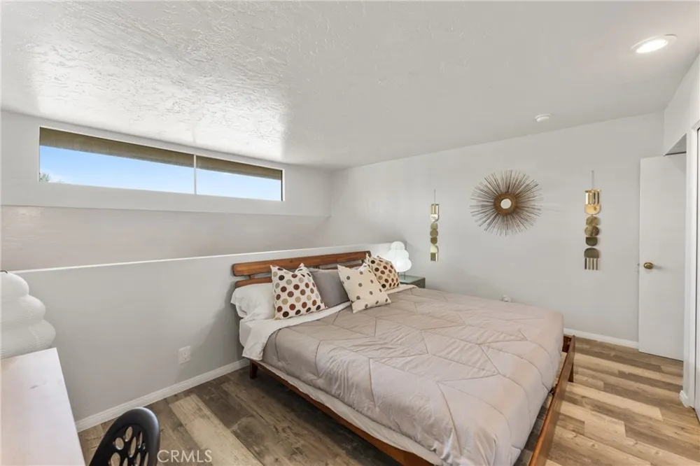 1655 E Palm Canyon #708 Palm Springs, CA 92264