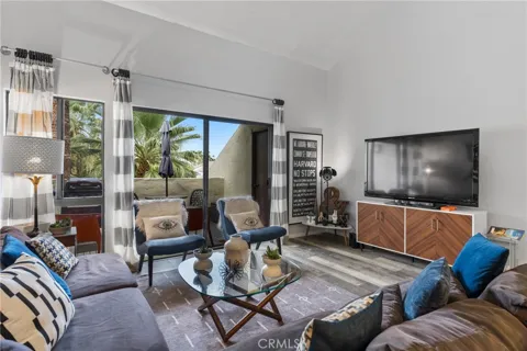 1655 E Palm Canyon #708