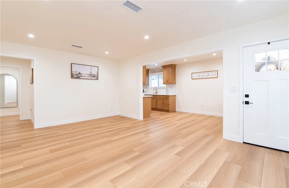 820 W Harding Montebello, CA 90640