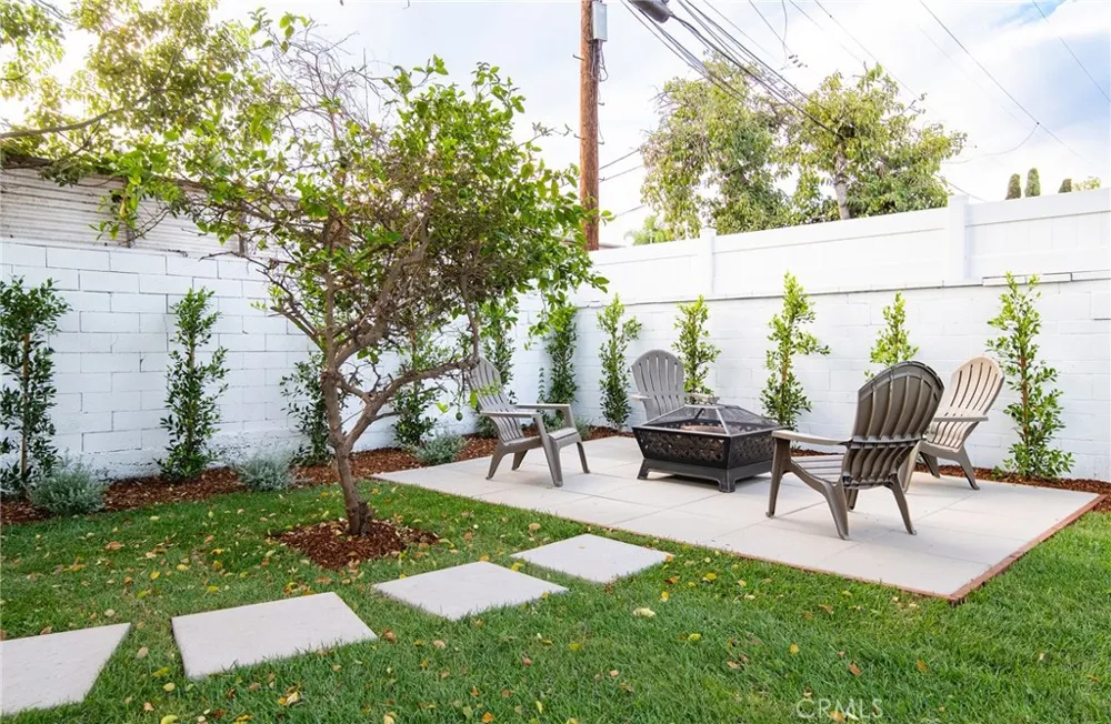 820 W Harding Montebello, CA 90640