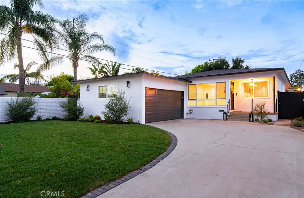 820 W Harding Montebello, CA 90640