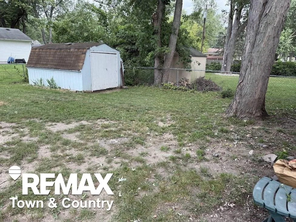 3238 Newton Road Commerce Charter Township, MI 48382