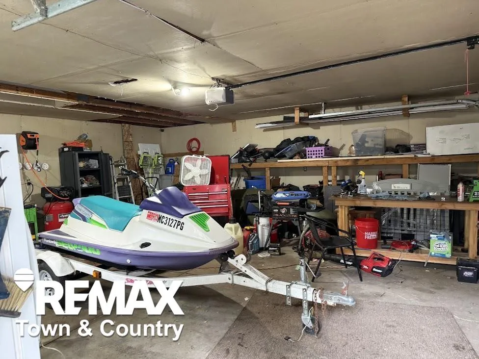 3238 Newton Road Commerce Charter Township, MI 48382