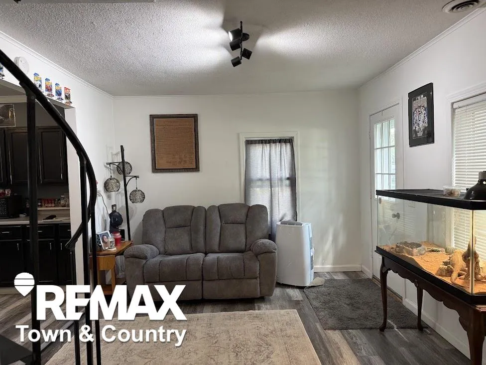 3238 Newton Road Commerce Charter Township, MI 48382