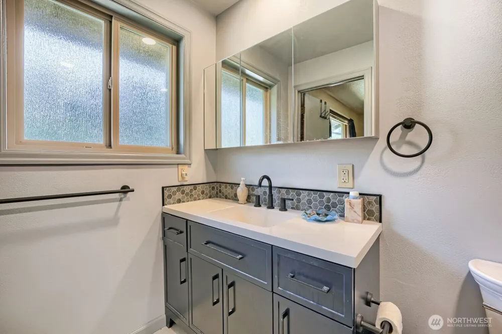 16108 43rd Street E Sumner, WA 98391