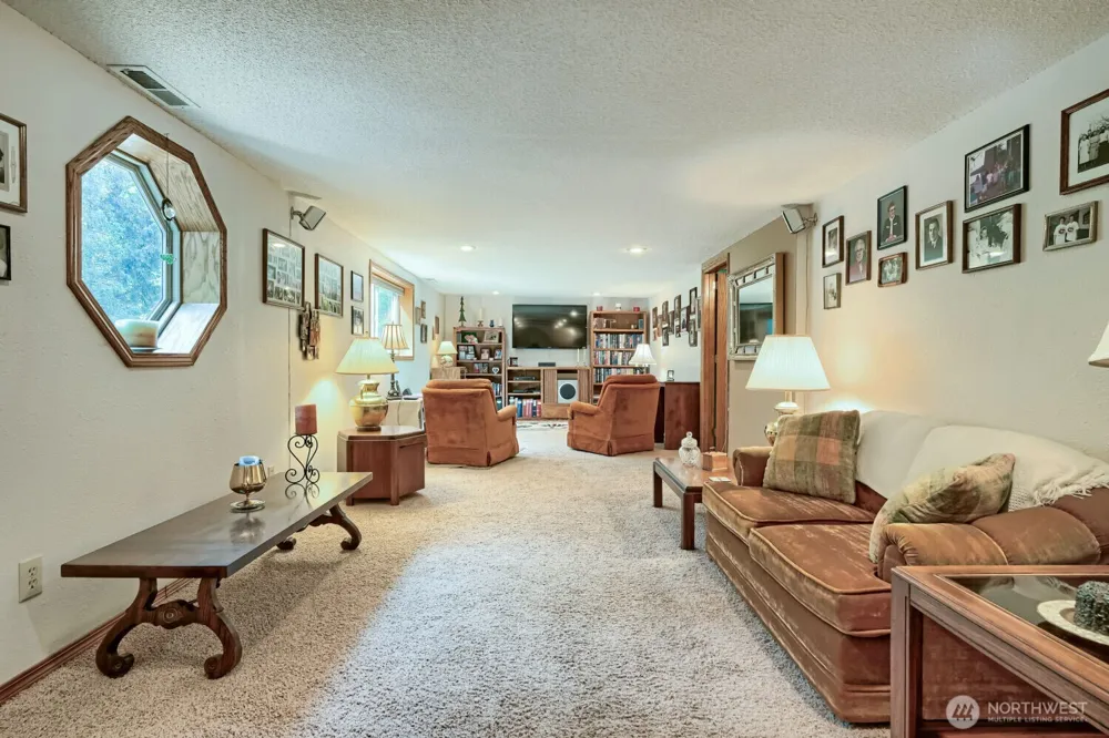16108 43rd Street E Sumner, WA 98391